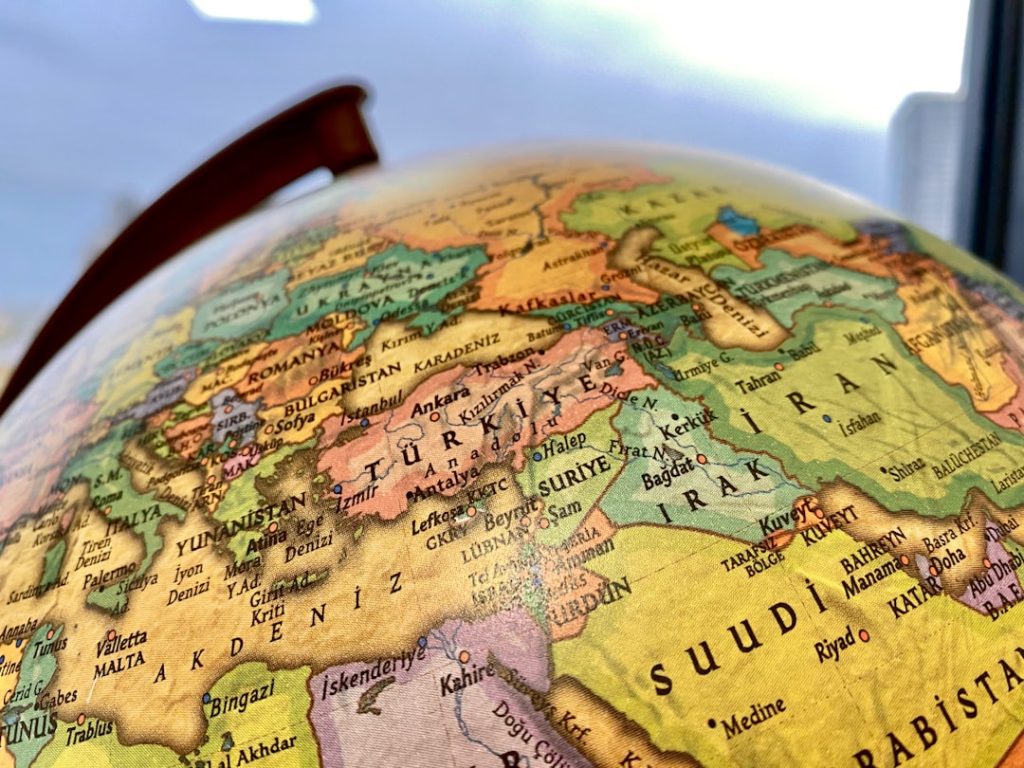 Photo international expansion strategy