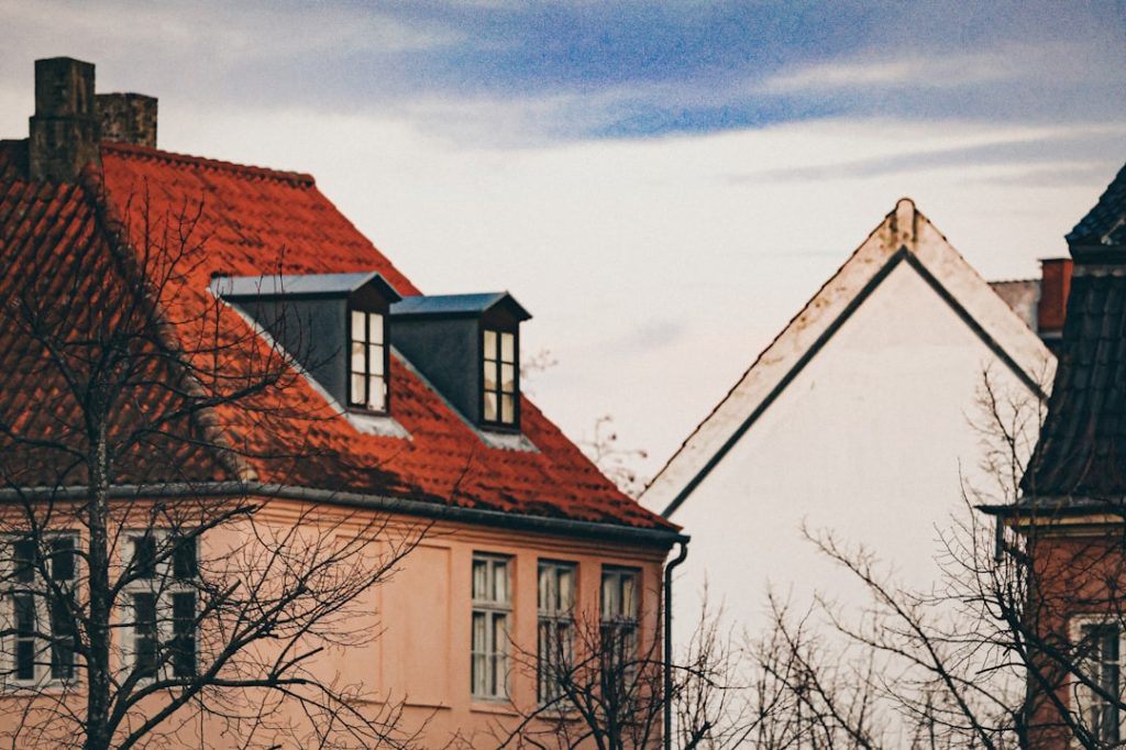 Photo roofing sales strategies